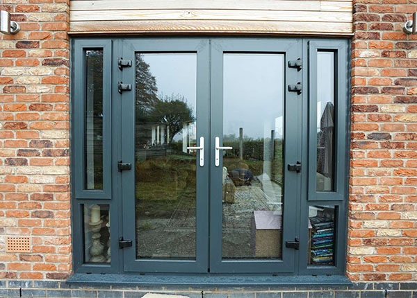 Алюминиевая дверь в коттедж в Жуковском