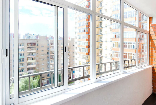 Холодное раздвижное остекление алюминиевыми окнами в Жуковском