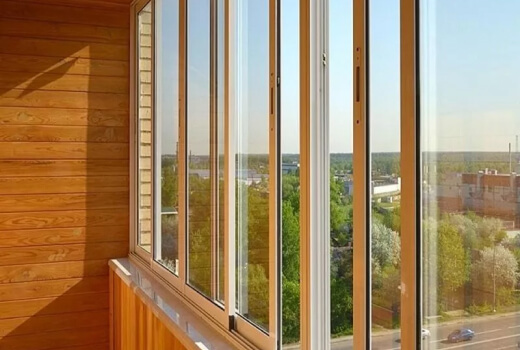 Холодное остекление балкона алюминиевыми окнами в Жуковском