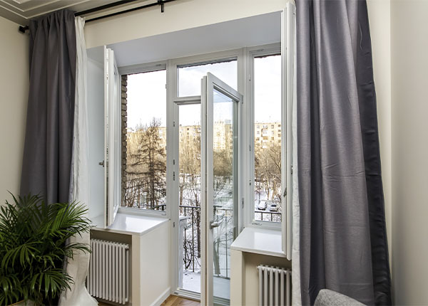 Установка теплого балконного блока в Жуковском